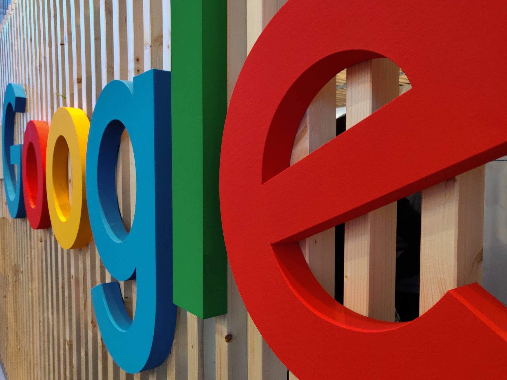 Google Kasım 2021 Çekirdek Güncellemesi Işığında Web Sitenizi Nasıl Üst Sıralara Taşıyabilirsiniz?
